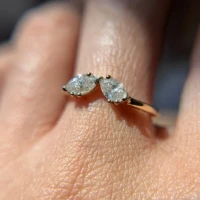 /public/photos/live/Tiny Two Marquise Cut Moissanite Love Birds Engagement Ring 994 (1).webp